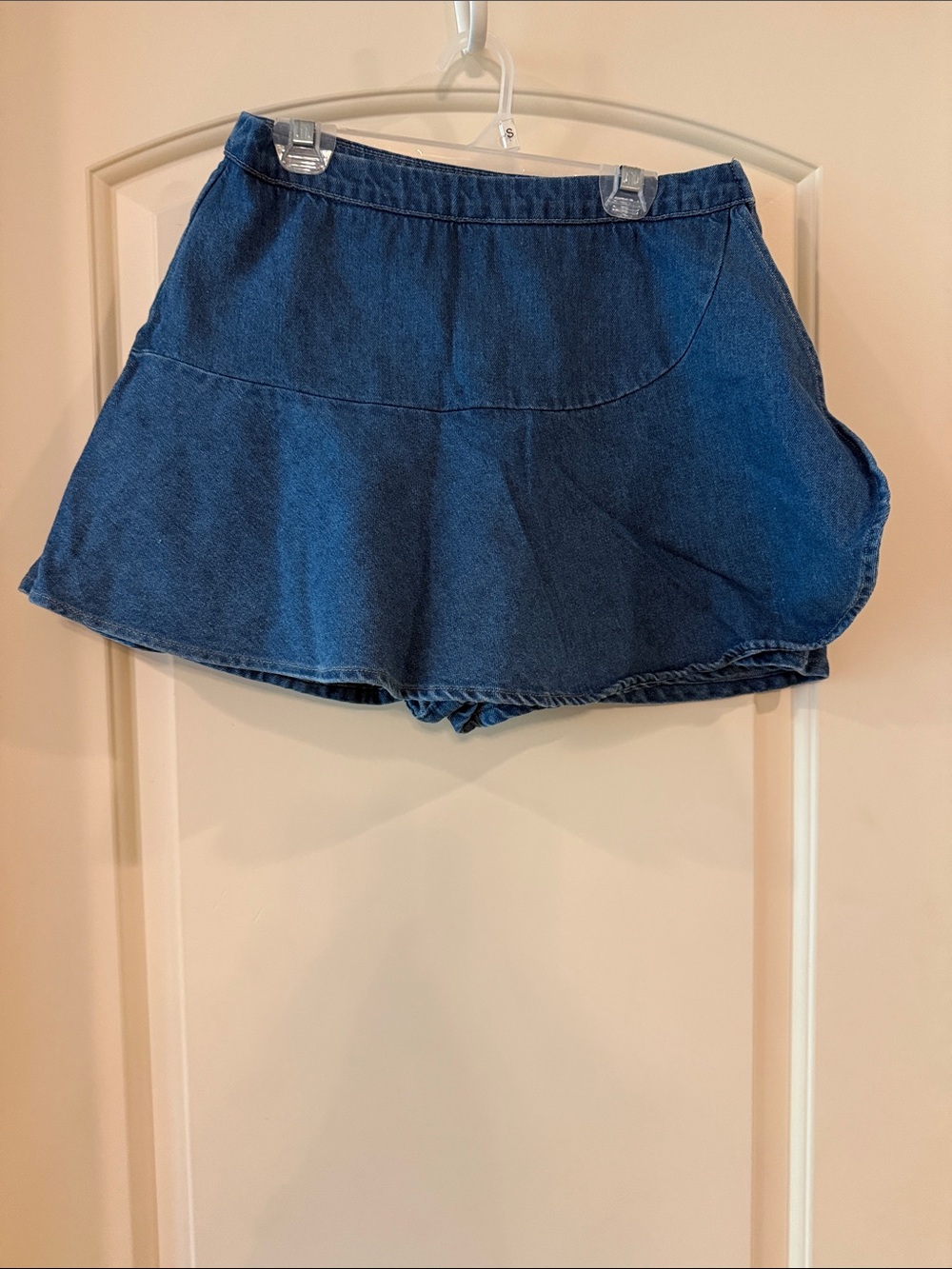 NWT Vestique Skort Small